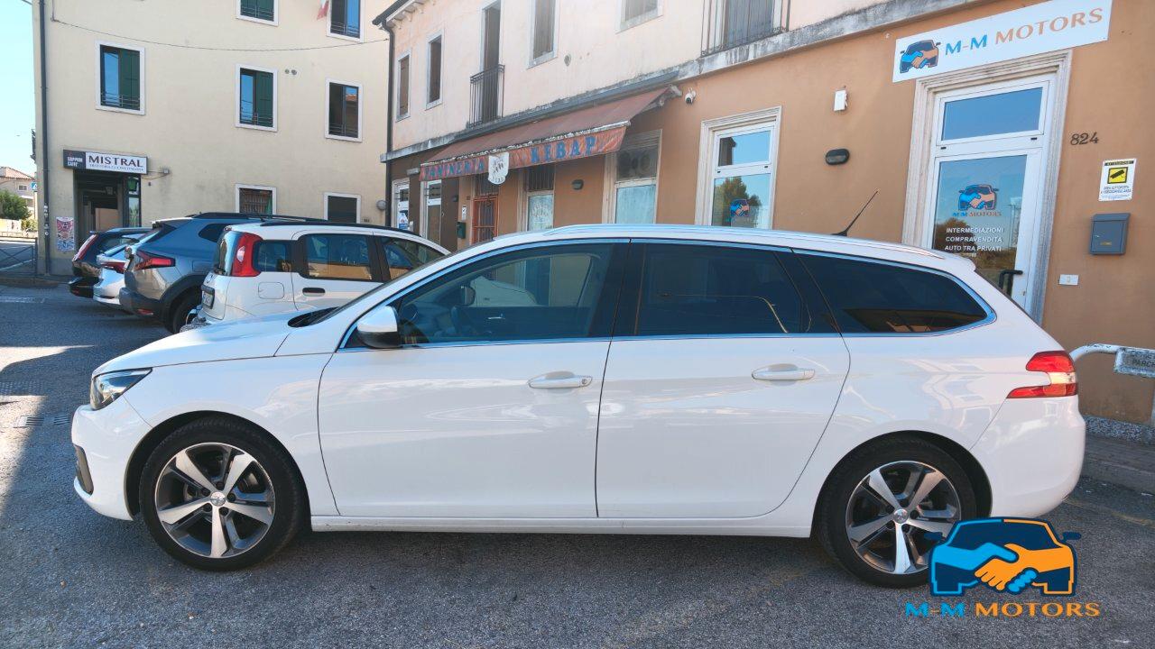 Peugeot 308 Station Wagon 308 SW Allure 130cv my18