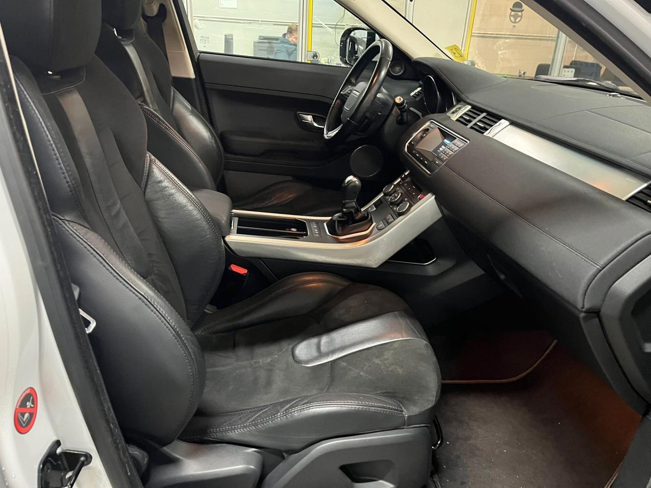 Range Rover Evoque 2.2 TD4 5p. 4x4