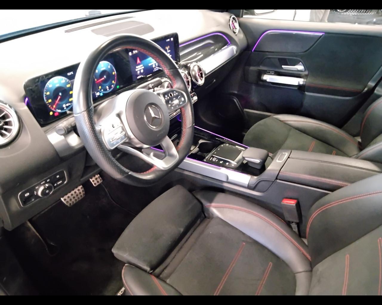 Mercedes-Benz GLB - X247 2019 - GLB 180 d Premium auto