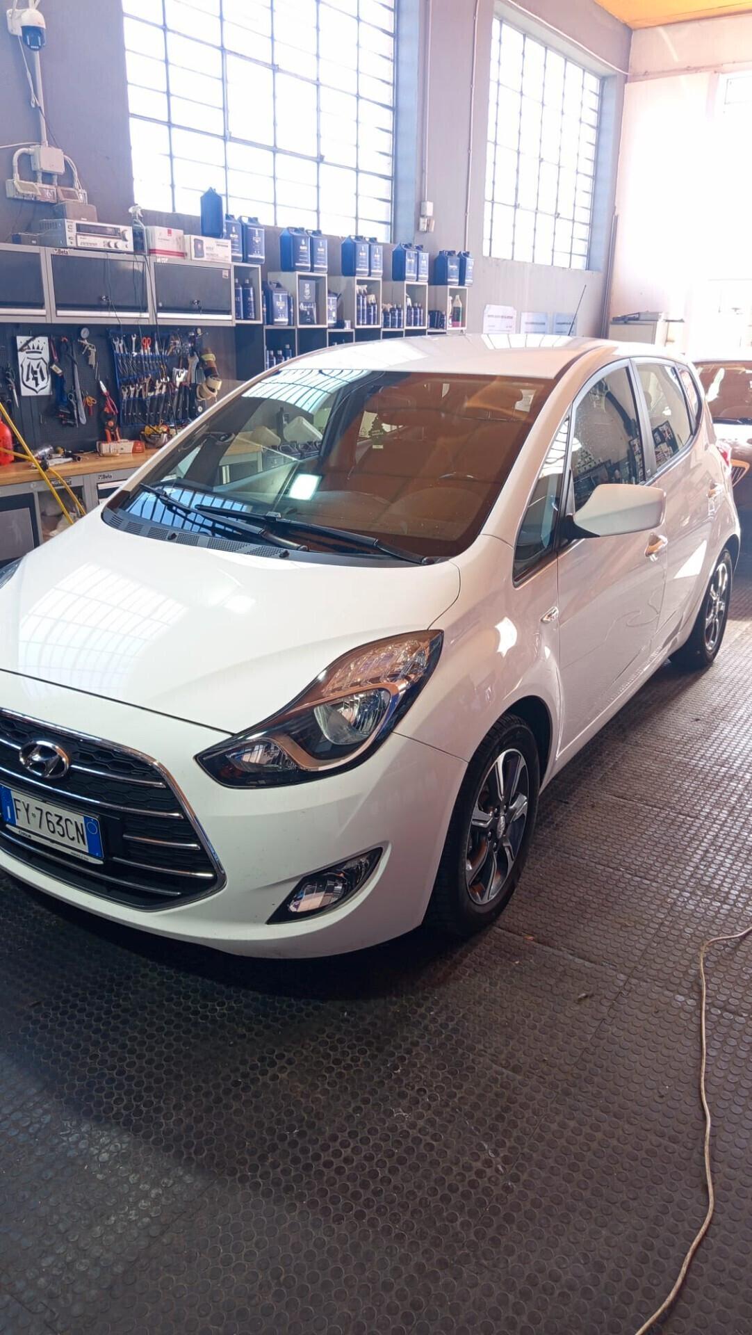 HYUNDAI IX20 1.6 MPI ECONEXT APP MODE € 7400
