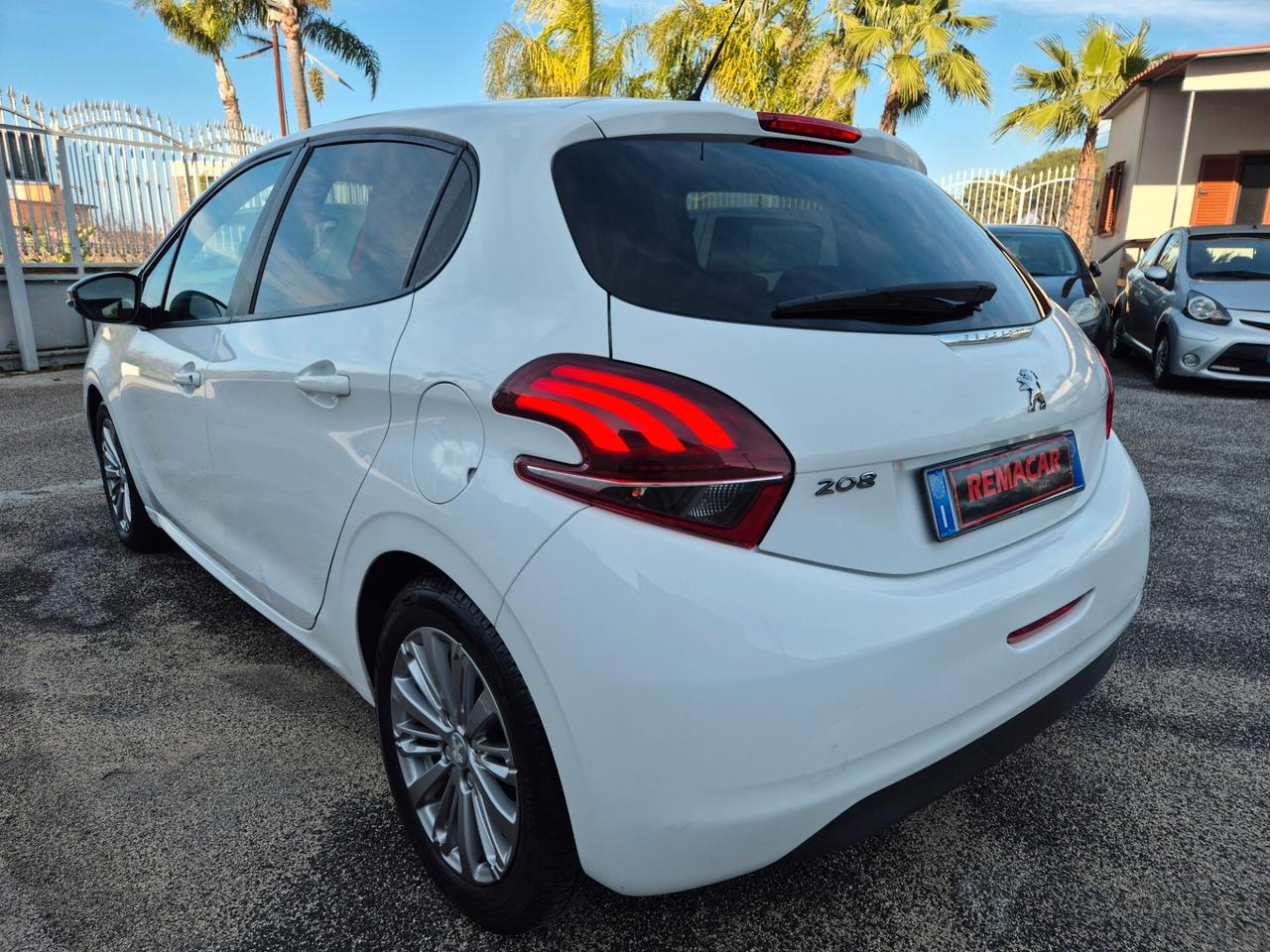 Peugeot 208 RESTAYLING 82 CV Allure NUOVA FULL 2017