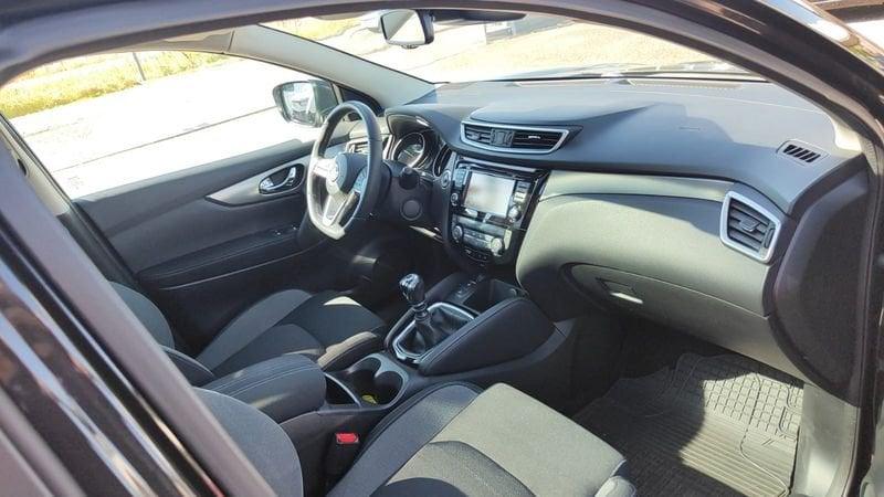 Nissan Qashqai 1.5 dCi N-Connecta