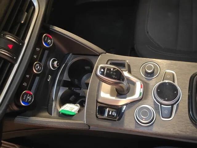 Alfa Romeo Stelvio 2.2 Turbodiesel 210 CV AT8 Q4 Super