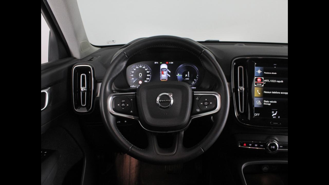 VOLVO XC40 - XC40 1.5 t5 phev Inscription Expression auto my21