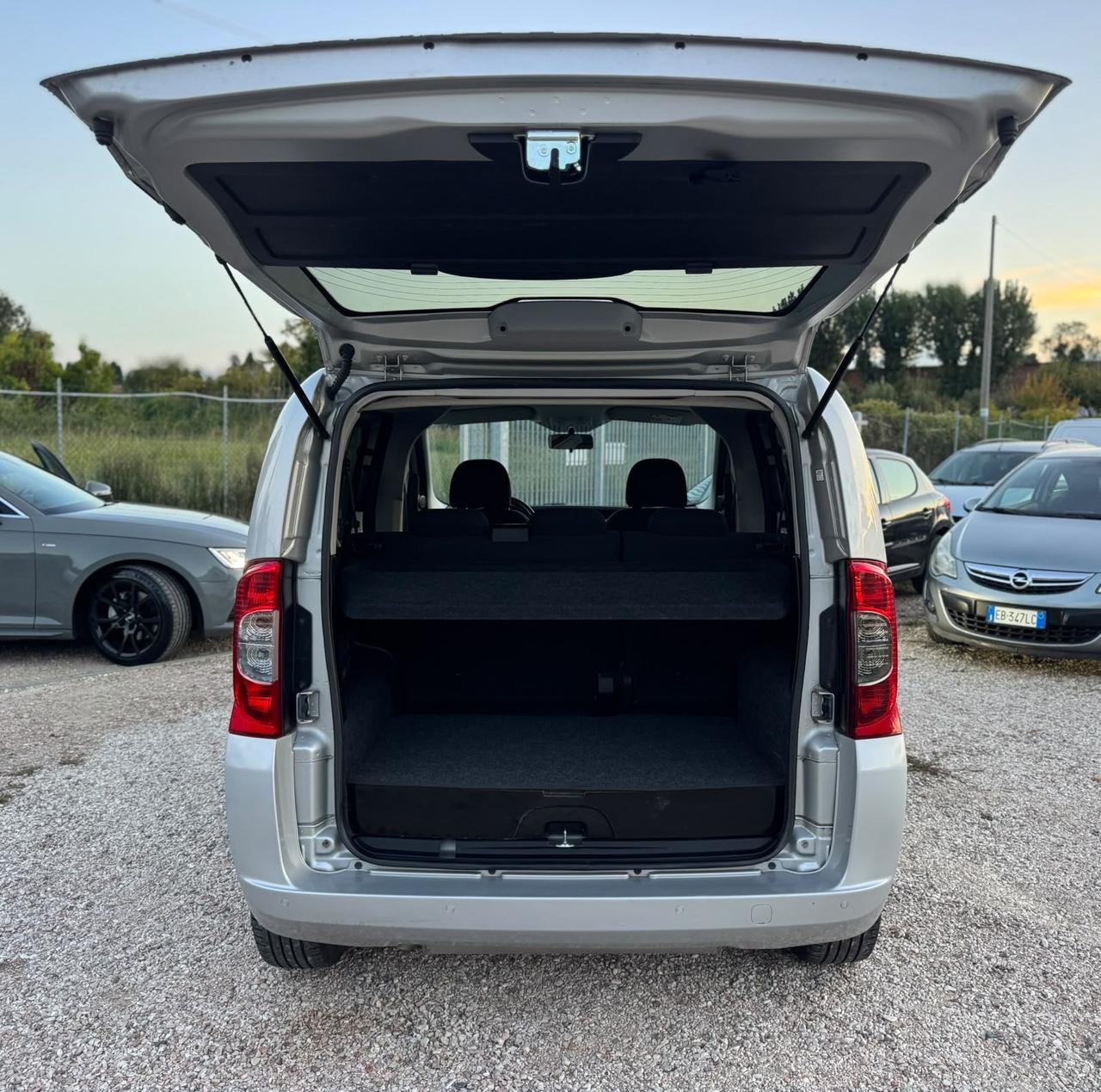 Fiat Qubo 1.4 8V 77 CV Lounge Natural Power