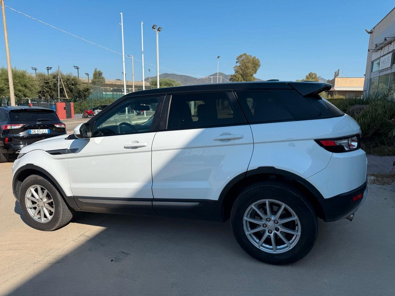 Land Rover Range Evoque 2.2 TD4 5p. Pure Tech Pack