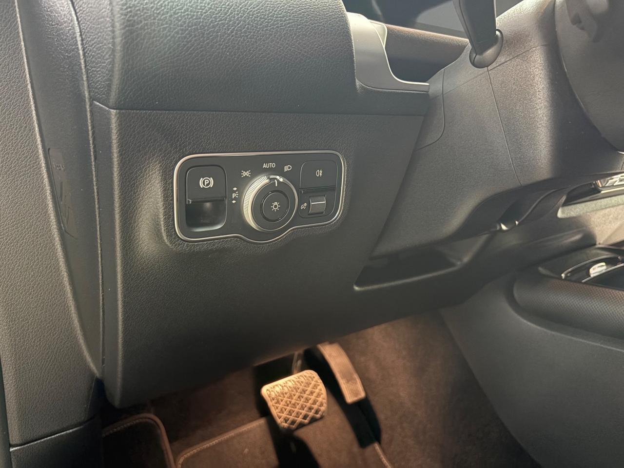 Mercedes-benz GLB 200 d Automatic TETTO PANORAMICO