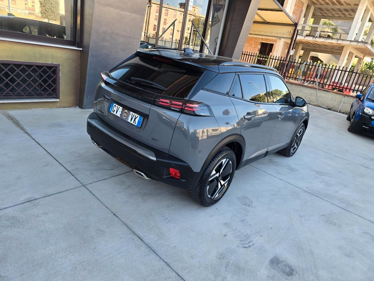 Peugeot 2008 puretech GT s