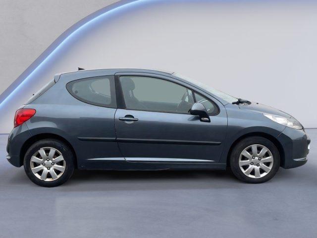 PEUGEOT 207 1.6 HDi 90CV 3p. ADATTA A NEOPATENTATI