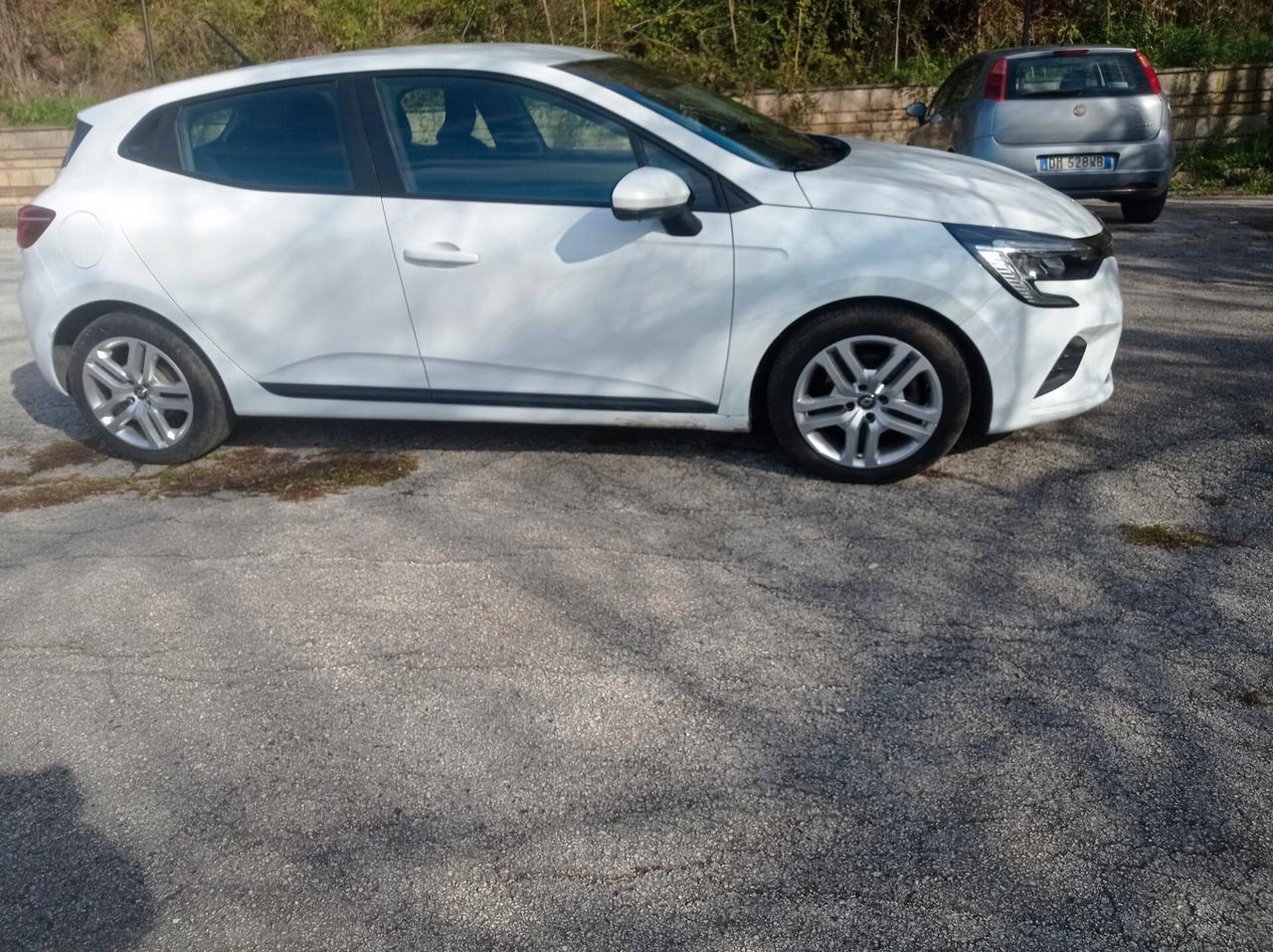 Renault Clio Hybrid E-Tech 140 CV 5 porte Zen