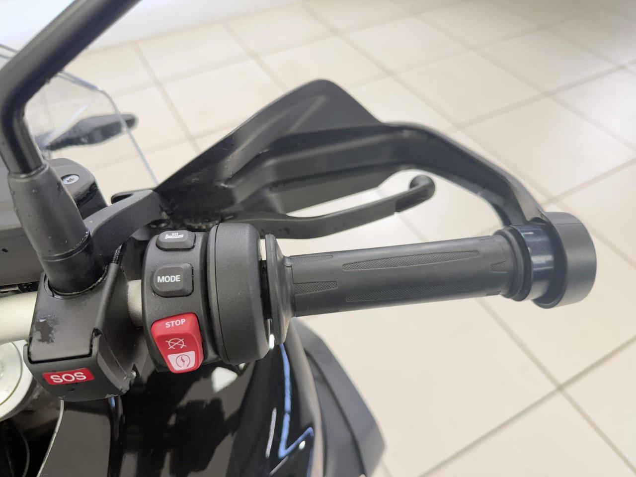 BMW F 900 GS Adventure Ride Pro