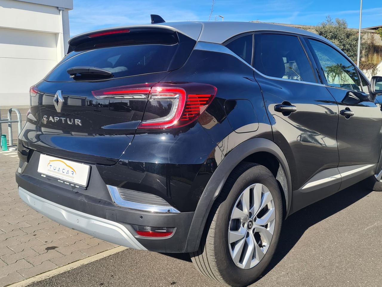 Renault Captur ECO-G 100 Intens #9311