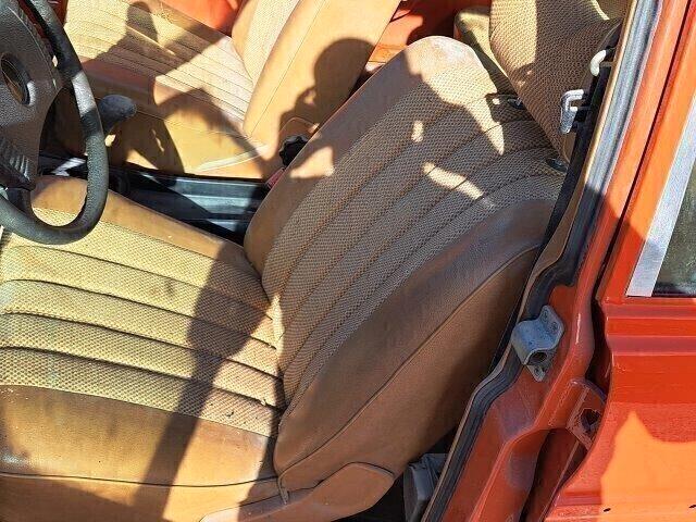 MERCEDES W115 \8 200D - RESTAURO DA ULTIMARE