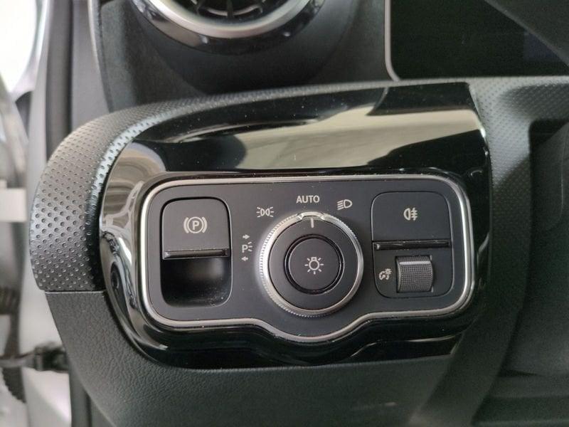 Mercedes-Benz Classe A A 200 d Automatic Sport