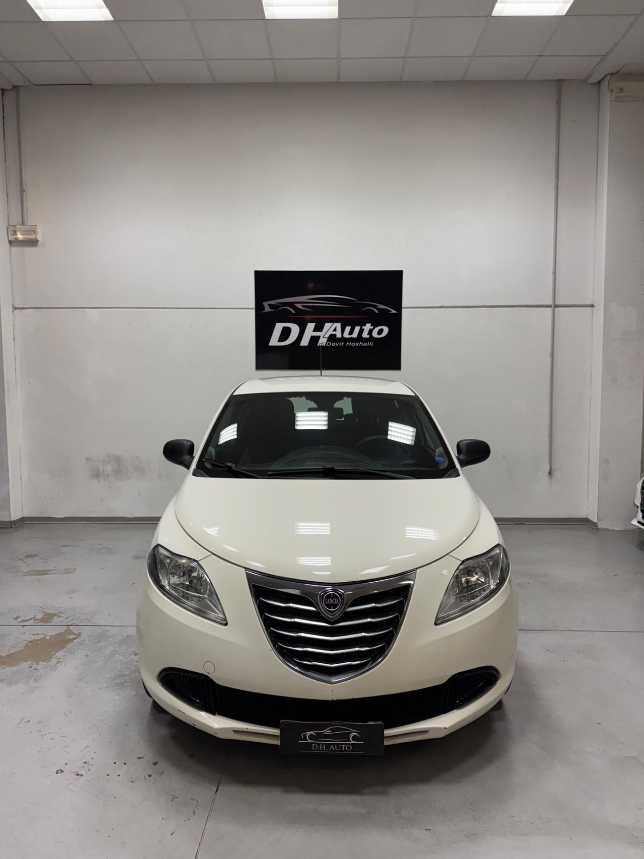 Lancia Ypsilon 1.2 69 CV 5 porte GPL Ecochic Platinum