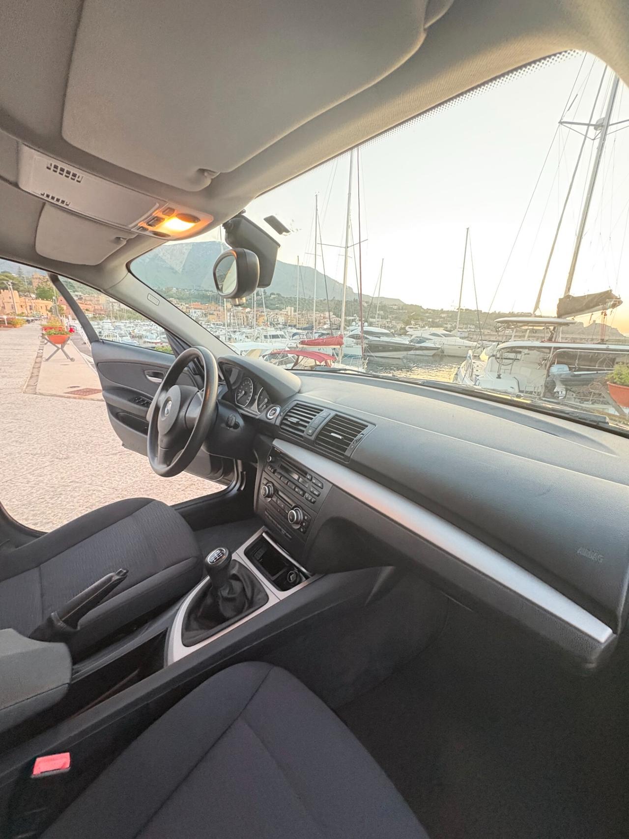 Bmw 116d 2.0 116CV total black