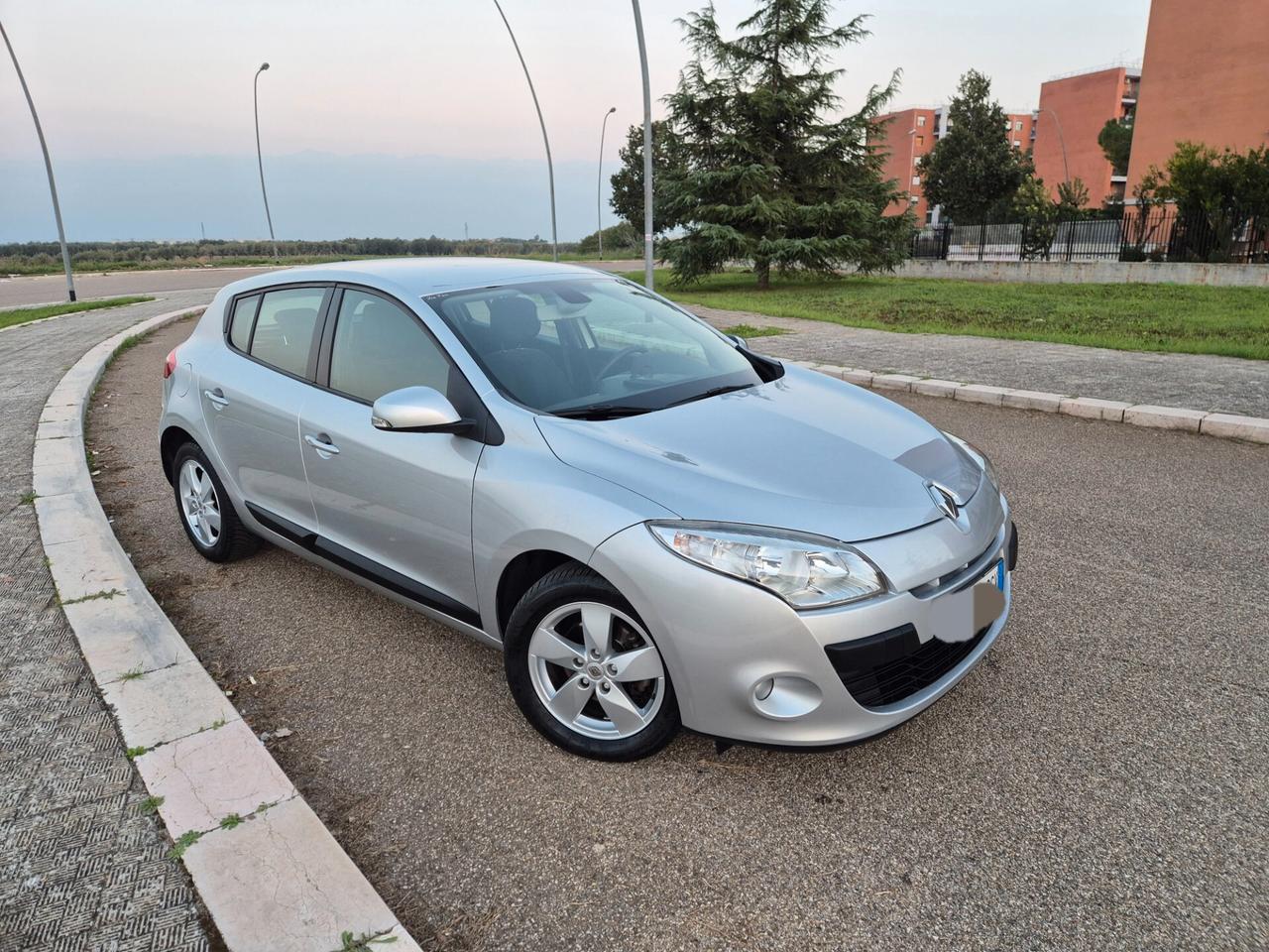 Renault Megane Mégane 1.5 dci diesel 110cv 2012