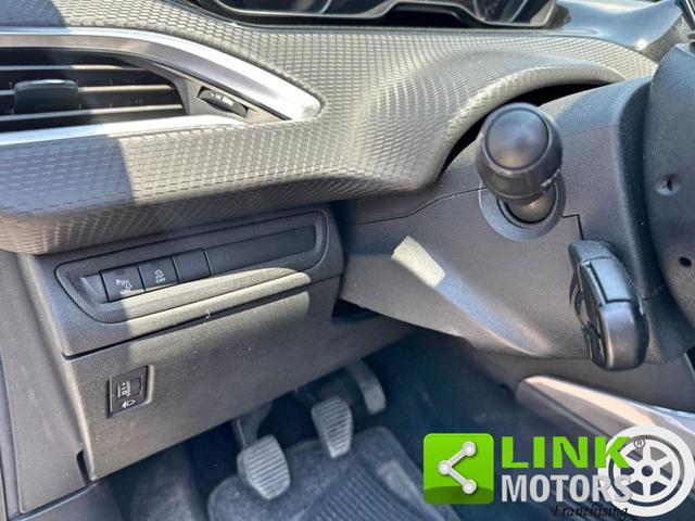 PEUGEOT 2008 1° serie PureTech 82 Active GARANZIA 12 MESI