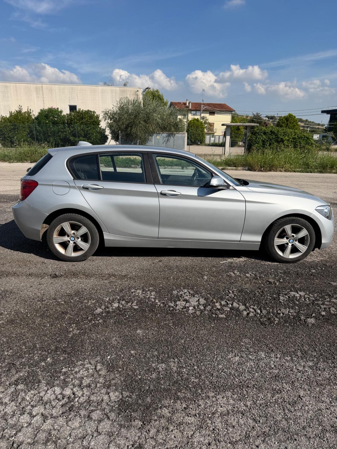 Bmw 116d 116CV Attiva Neopatentati