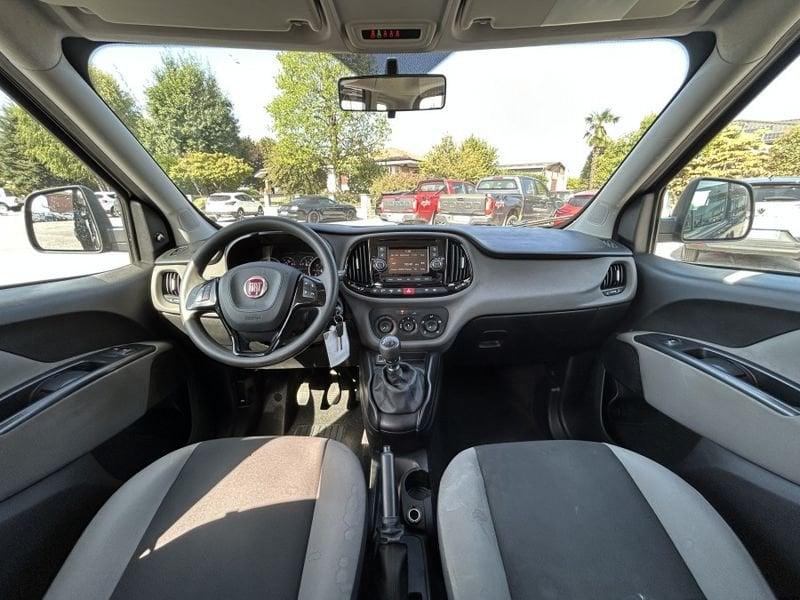 FIAT Doblò 1.4 95cv Lounge NAVI + 5 POSTI VETTURA