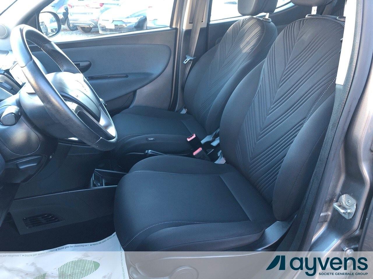 Lancia Ypsilon 1.0 FireFly 5 porte S&S Hybrid NOLEGGIO LUNGO TERMINE