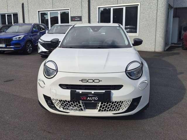 Fiat 600 600 1.2 hybrid 145cv auto