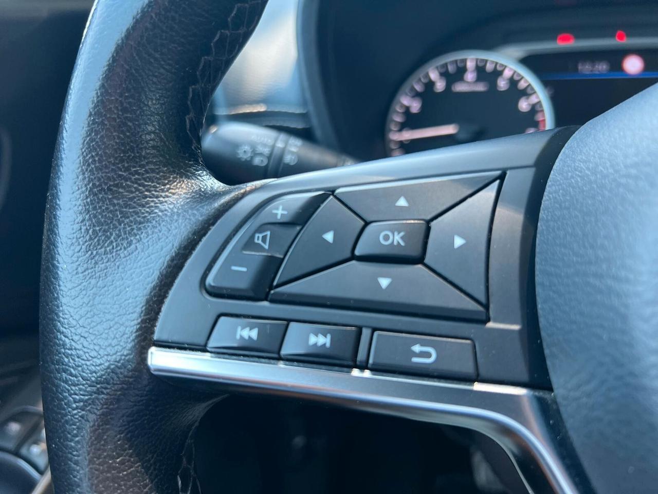 Nissan Juke 1.0 DIG-T 114 CV N-Connecta