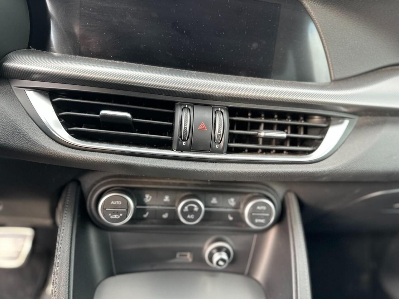 ALFA ROMEO Stelvio 2023 - Stelvio 2.2 t Veloce Q4 210cv auto