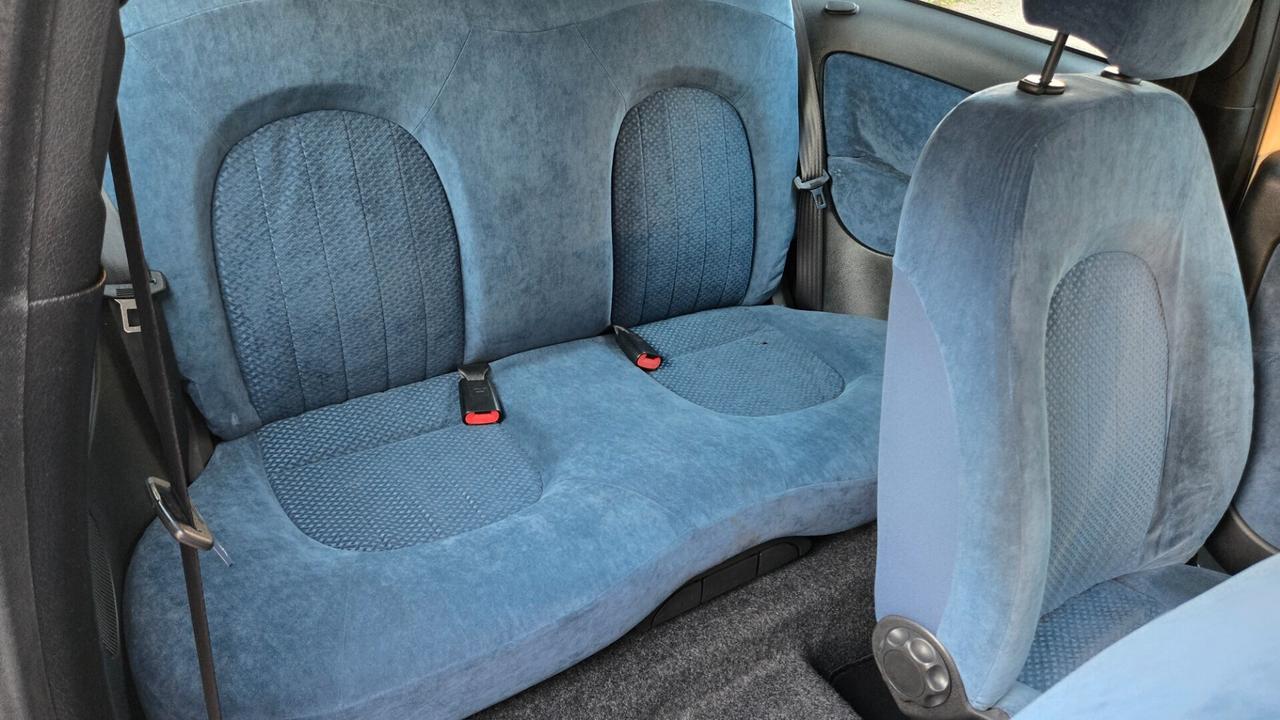 Lancia Ypsilon 1.2 Neopatentati 104600Km Euro4