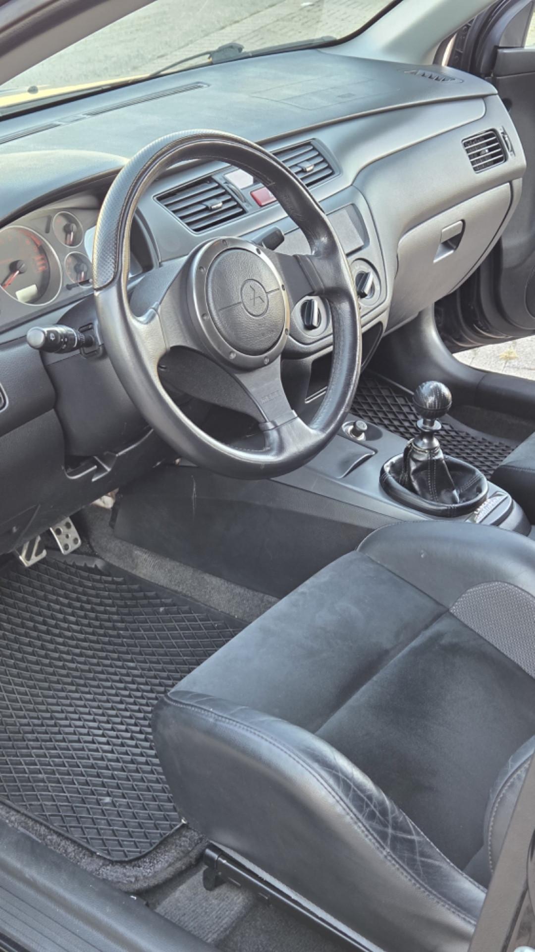 Mitsubishi Lancer Evolution IX