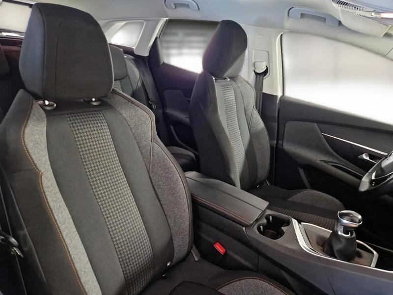 PEUGEOT 3008 BlueHDI 120 S/S Business