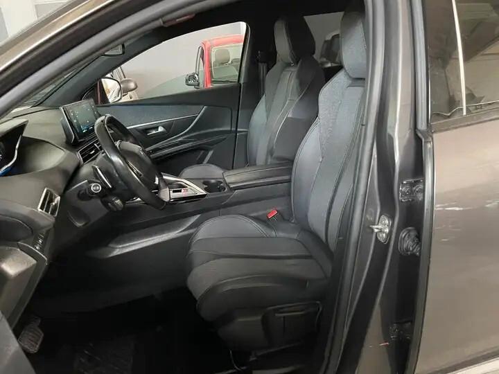 Peugeot 5008 BlueHDi 130 S&S EAT8 GT