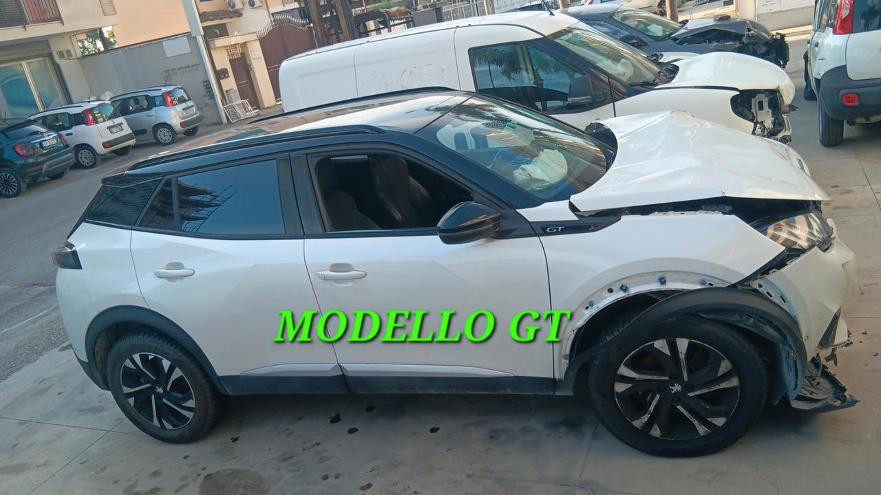 Peugeot 2008 GT INCIDENTATA SINISTRATA MONDIALCARS