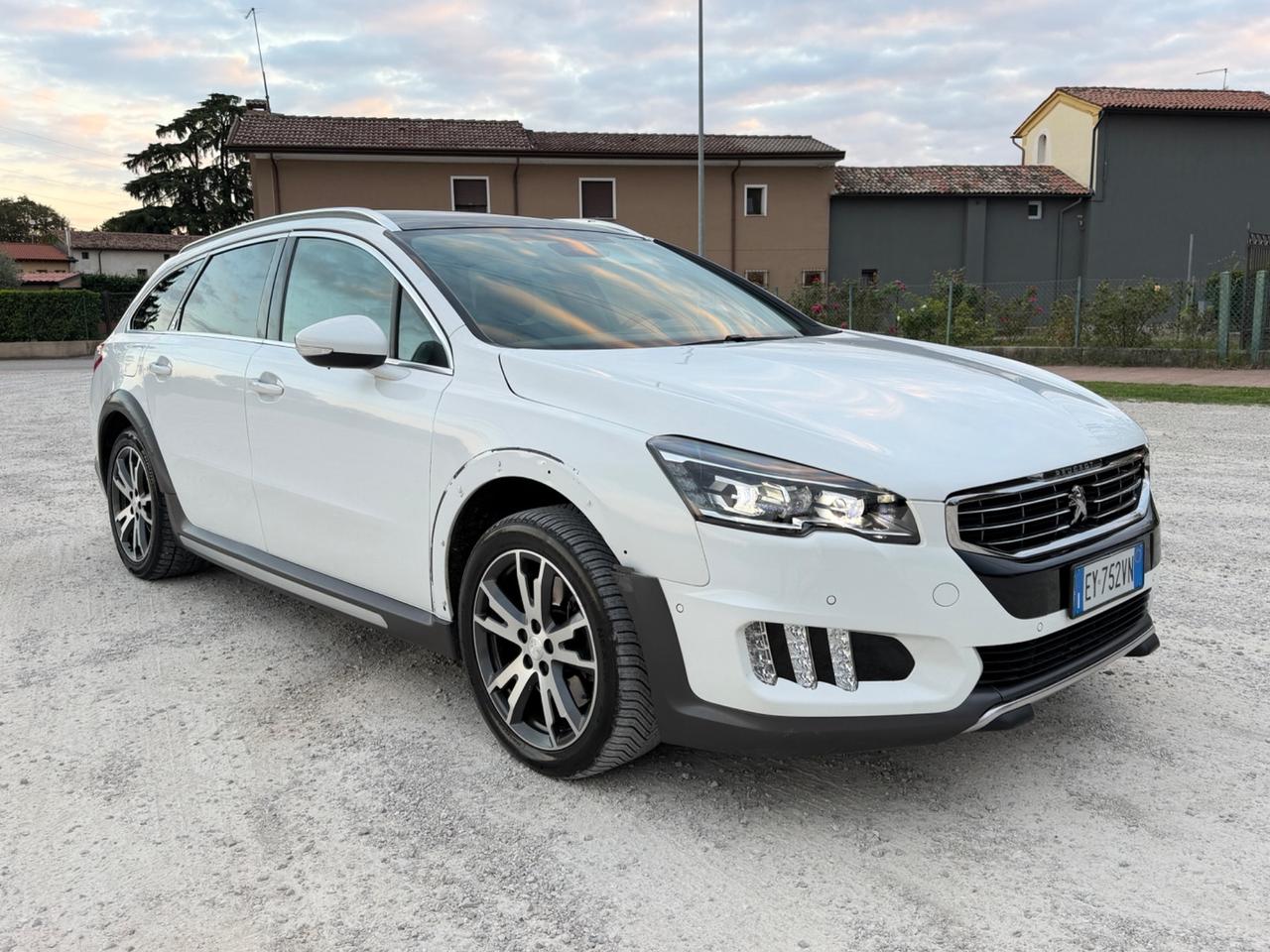 Peugeot 508 RXH Hybrid4x4