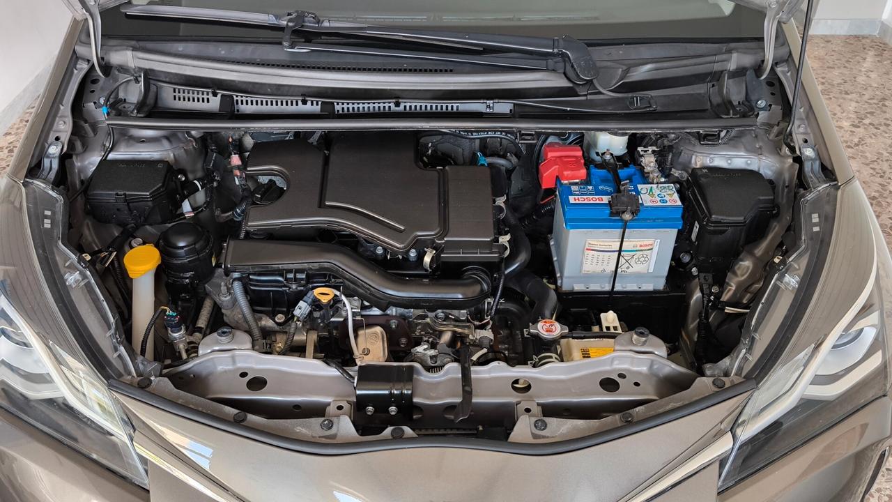 Toyota Yaris 1.0 5 porte Lounge