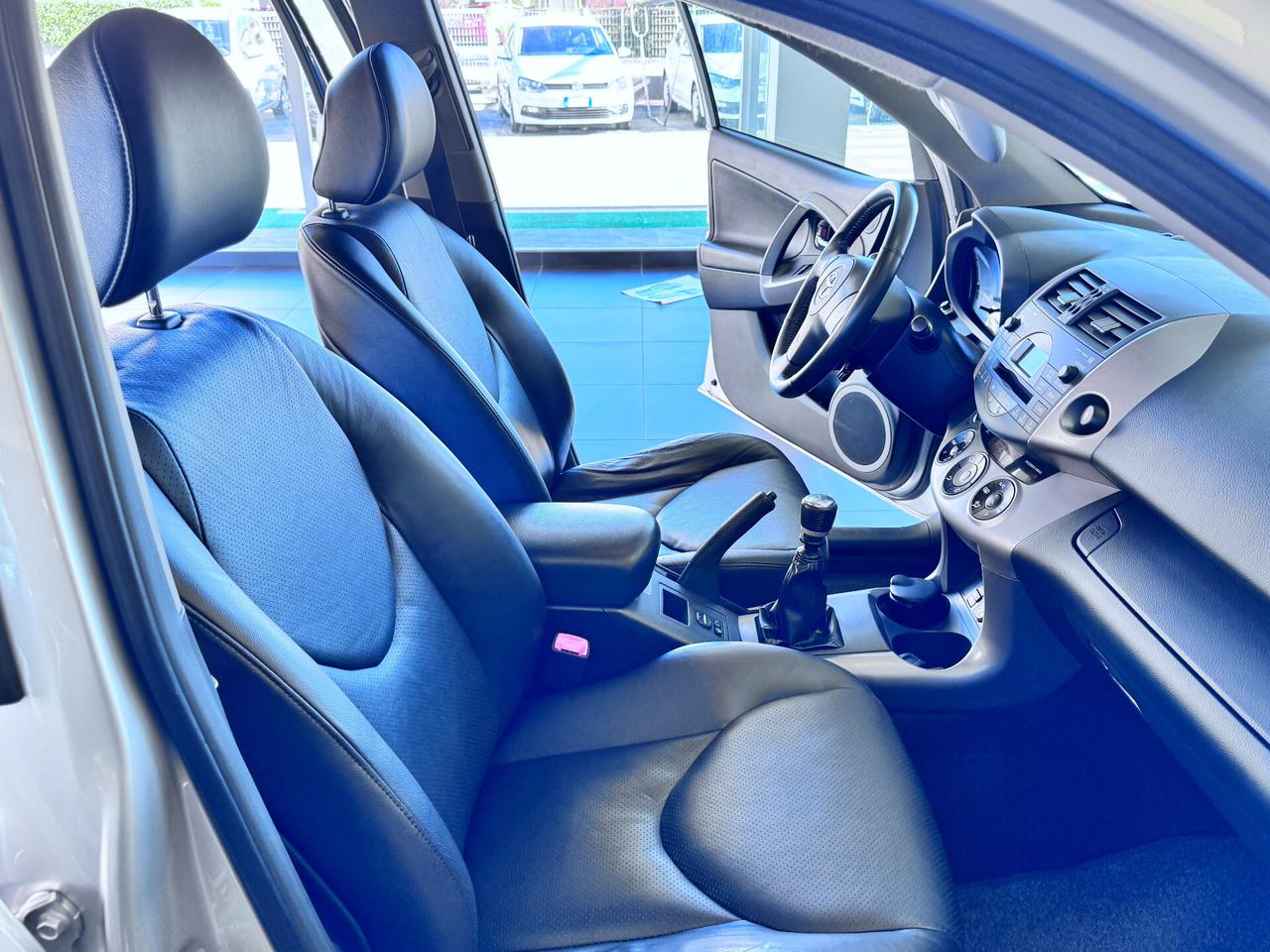 Toyota RAV 4 RAV4 2.2 D-4D 177 CV Luxury