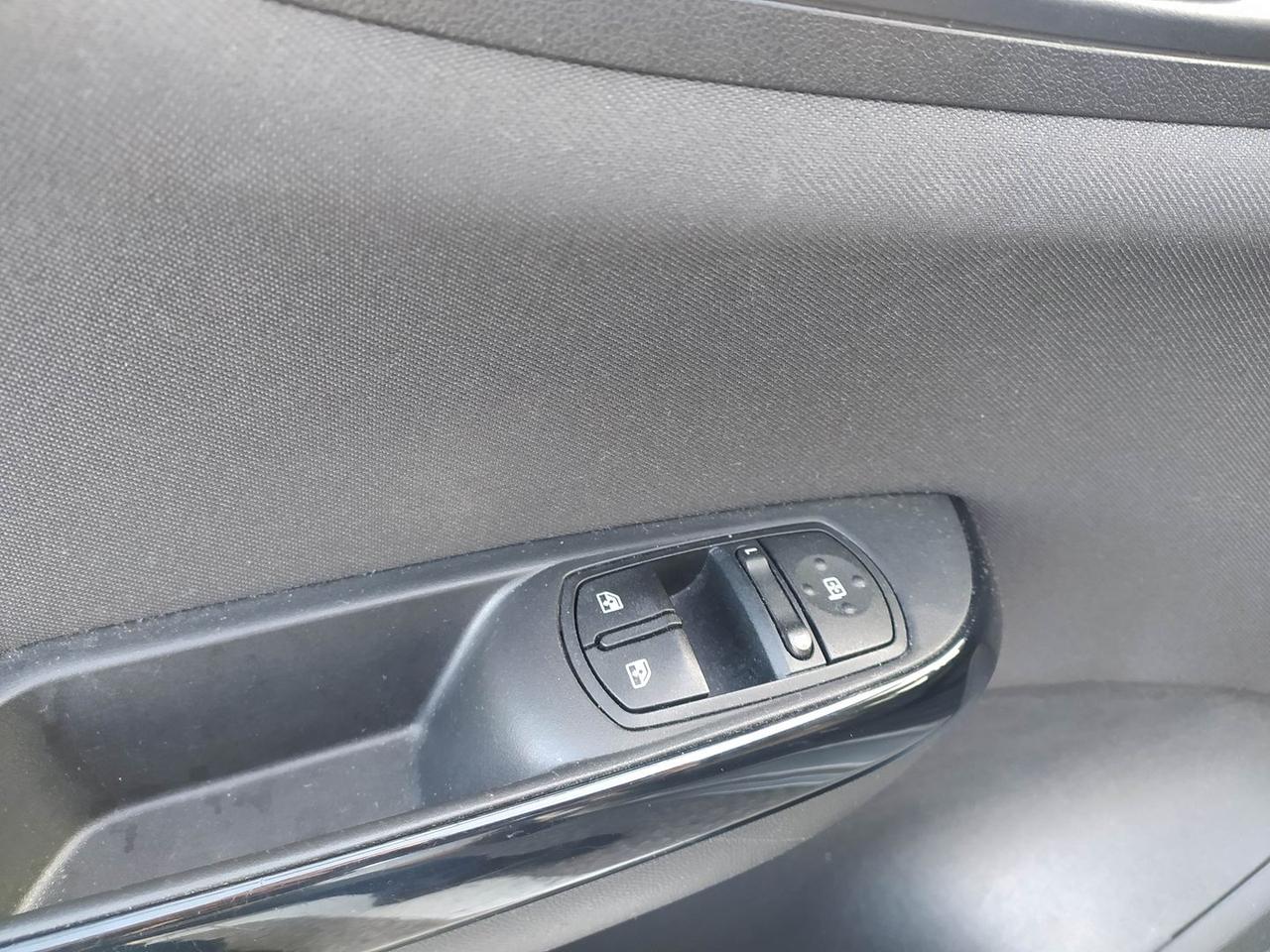 Opel Corsa Cosmo 1.3 CDTI #7875