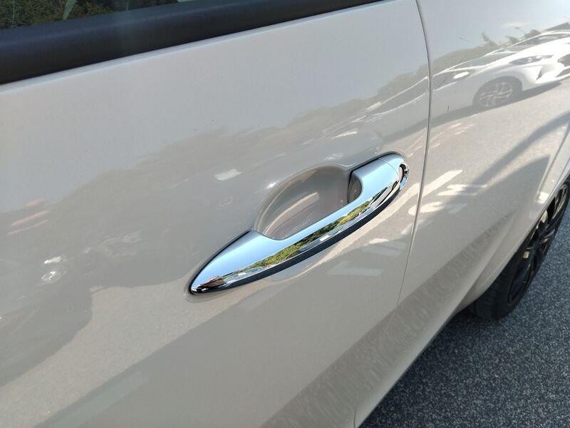 Lancia Ypsilon III 2015 1.2 Gold 69cv my16
