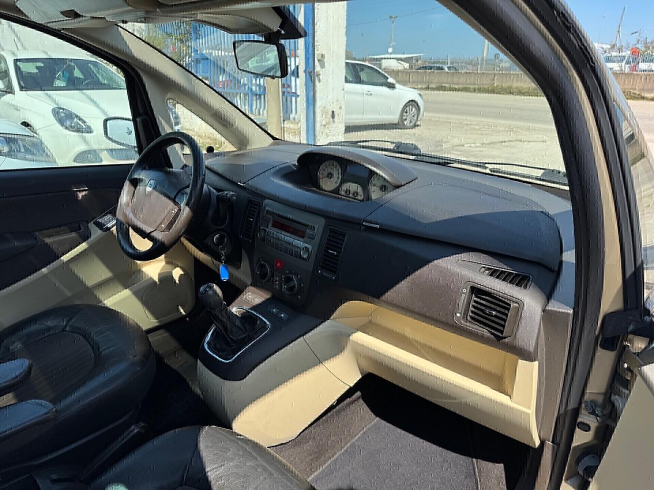 Lancia MUSA Multijet Platino “TETTO APRI”