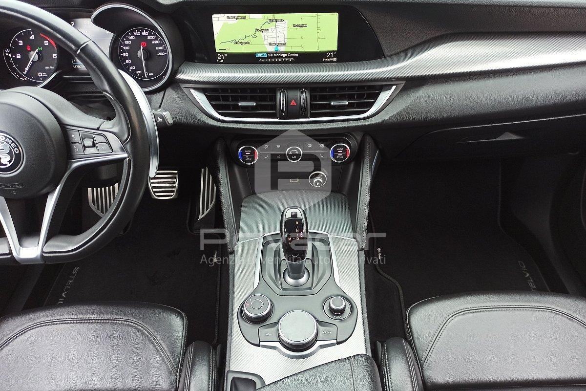 ALFA ROMEO Stelvio 2.2 Turbodiesel 210 CV AT8 Q4 Veloce