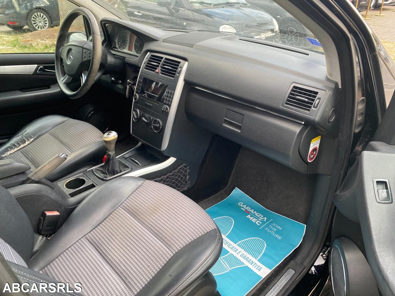 MERCEDES - Classe B - 180 CDI Premium - NEOPATENTA