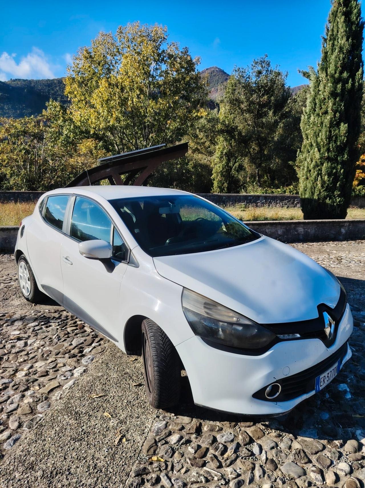 Renault Clio 1.5 dCi 8V 75CV 5 porte Wave