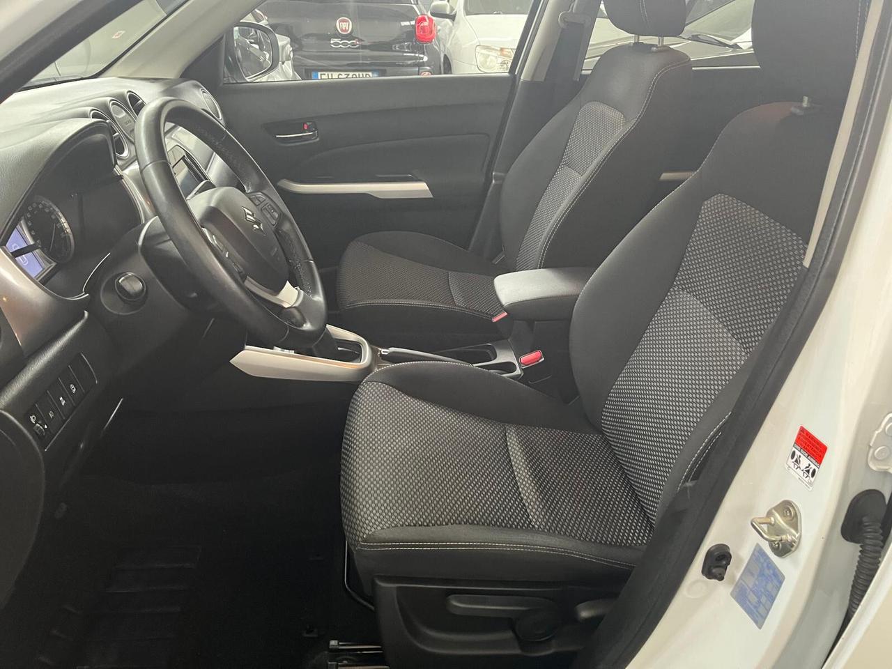 Suzuki Vitara 1.6 VVT A/T V-Top