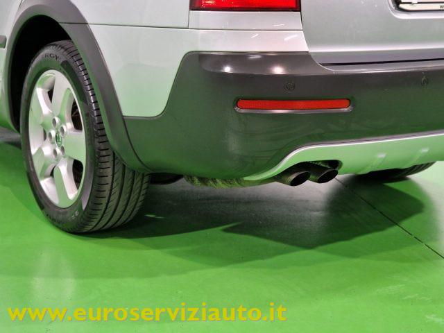 SKODA Octavia 1.8 TFSI 4x4 Wagon Scout