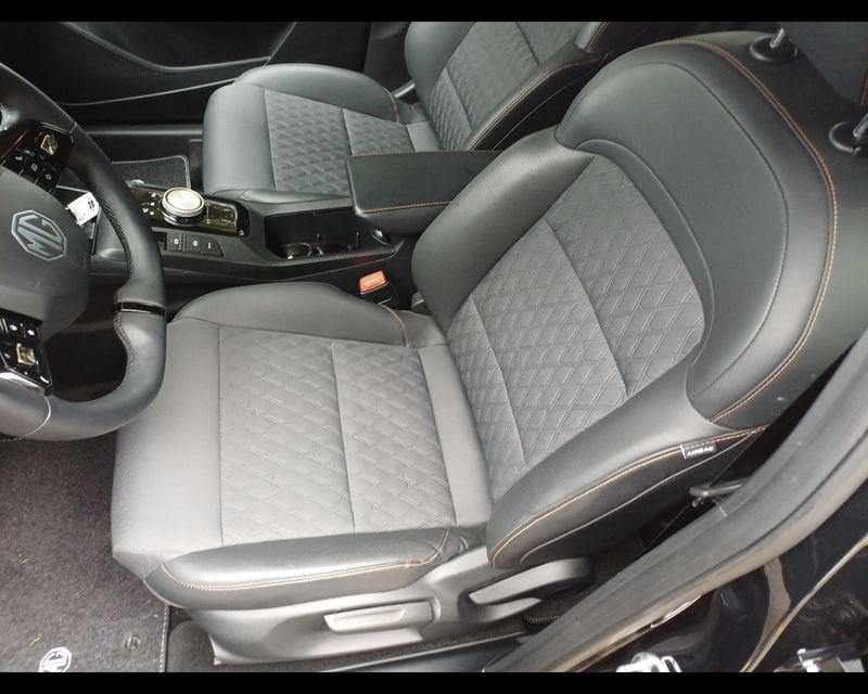 MG MG3 MG3 1.5 hybrid+ Luxury auto