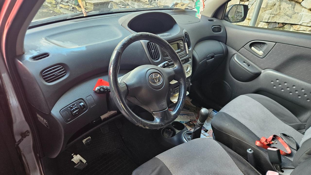 Toyota Yaris Verso 1.4 Tdi D-4D cat Sol '03