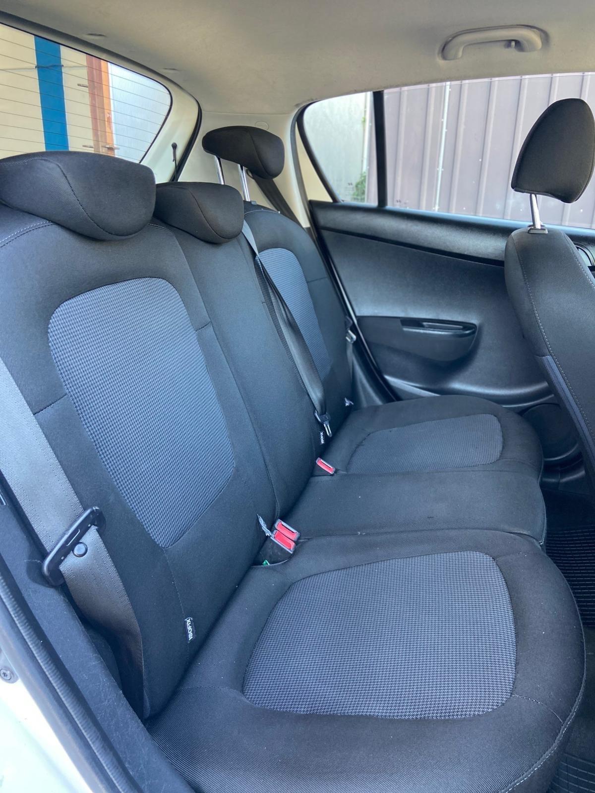 Hyundai i20 1.2 5p. Econext Sound Edition