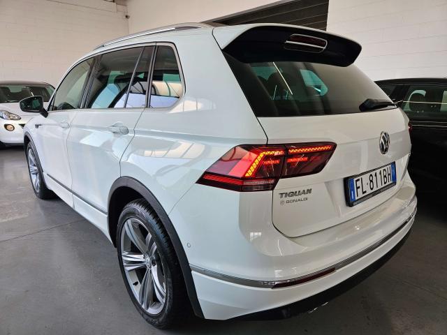 Volkswagen Tiguan 2.0 tdi R-LINE 150cv dsg