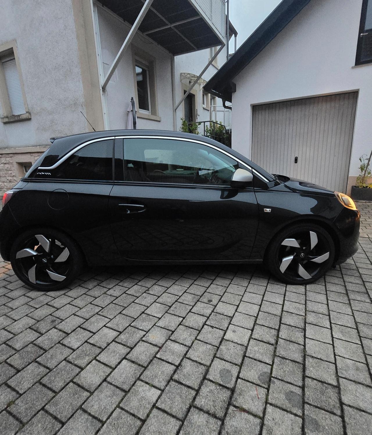 Opel Adam 1.4 100 CV White/Black Link