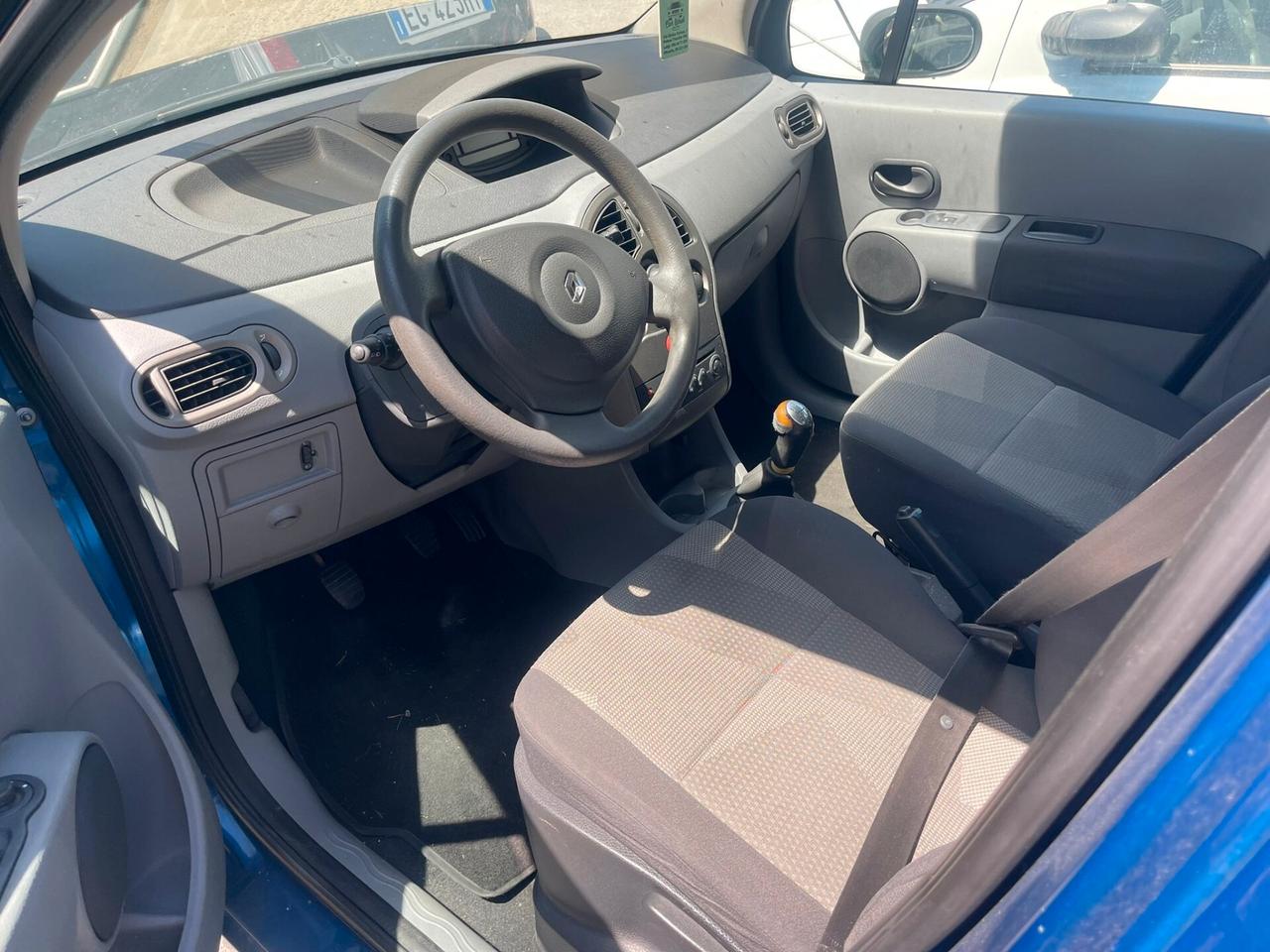Opel Astra 1.6 T 16V 5 porte Cosmo
